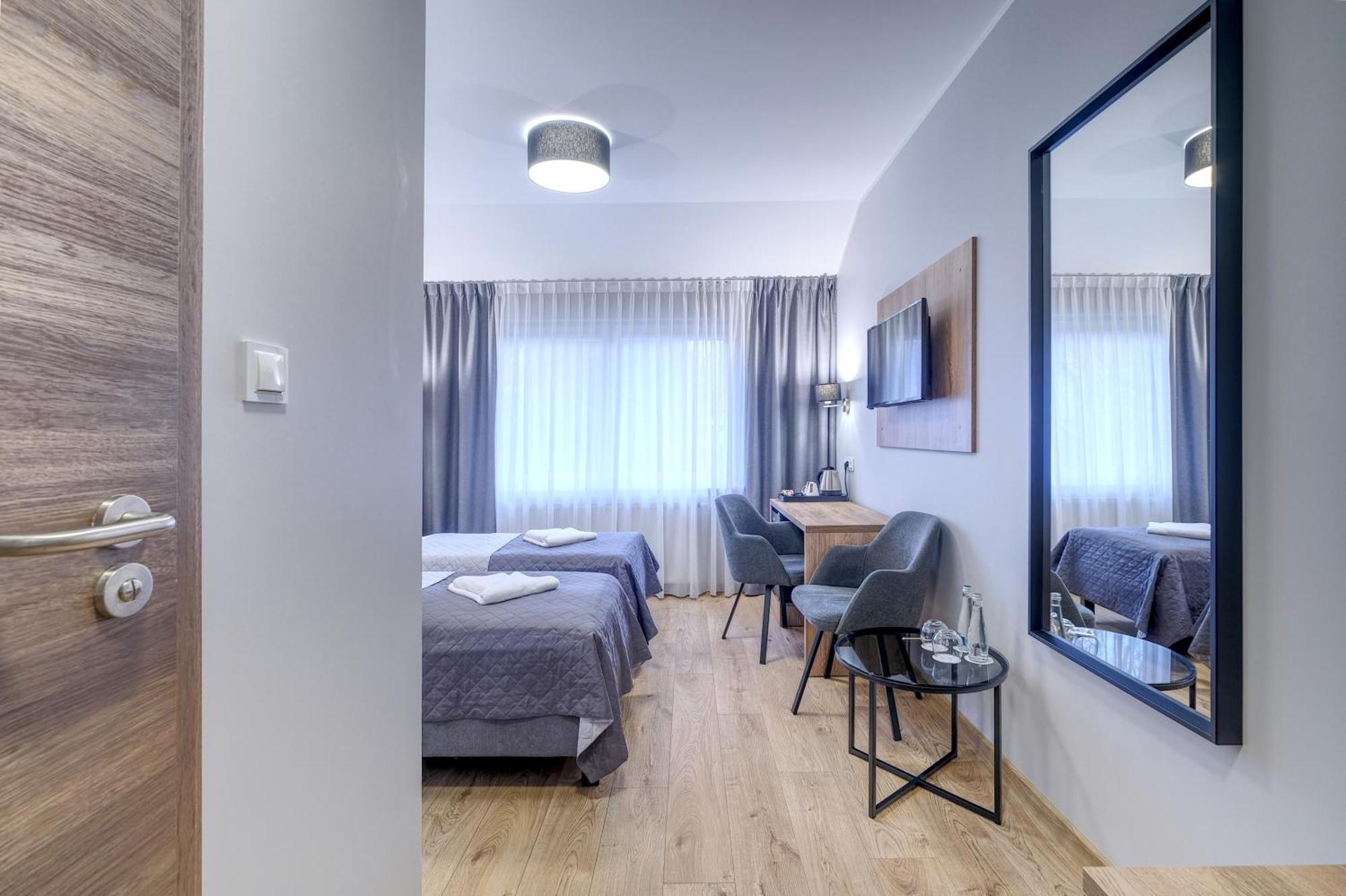 Lawendowy Dwor Bed and Breakfast Pszczółki Eksteriør billede